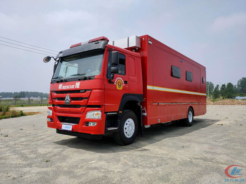 重汽豪沃T5G宿營車（24人）