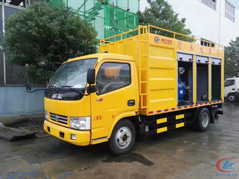 東風多利卡D6污水處理車