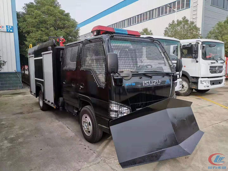 程力集團(tuán)工程搶險(xiǎn)消防車