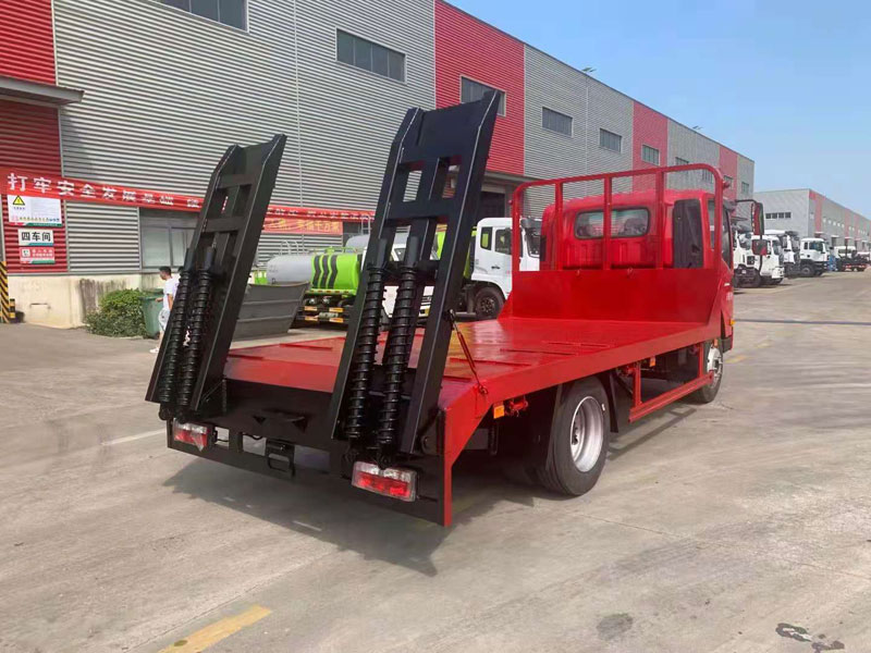 國(guó)六南駿平板運(yùn)輸車(chē)