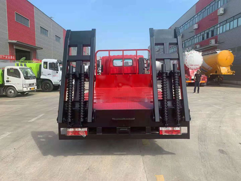 國(guó)六南駿平板運(yùn)輸車(chē)