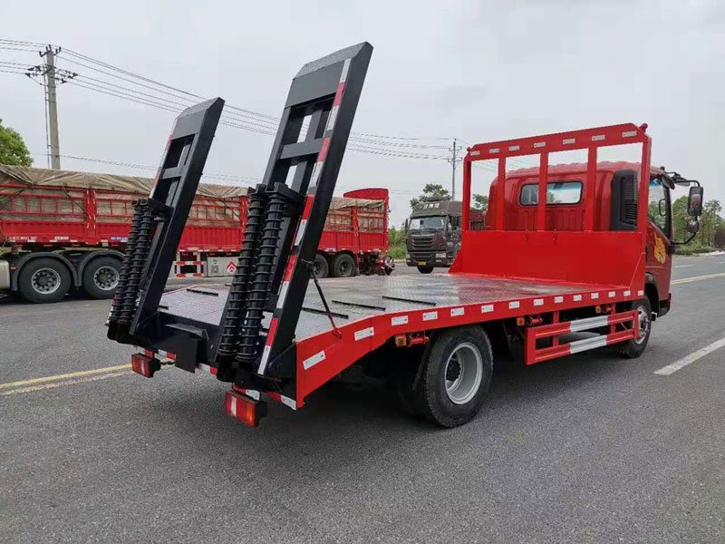 國(guó)六重汽豪曼平板運(yùn)輸車