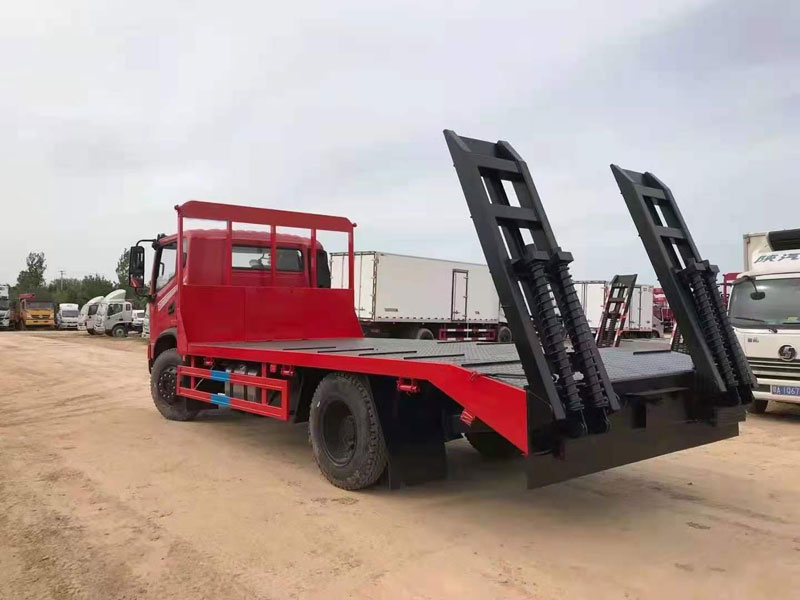 國六東風(fēng)華神T3單橋平板運(yùn)輸車