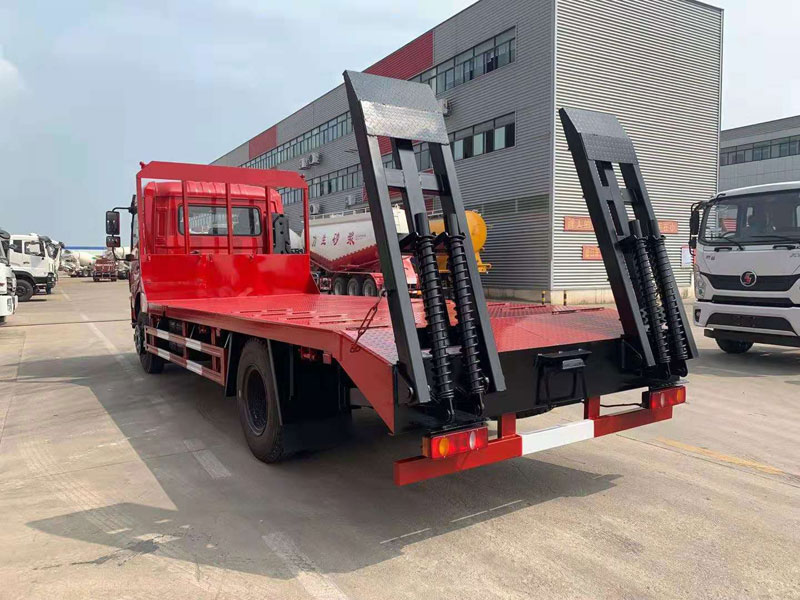 國六東風(fēng)D17-H平板運(yùn)輸車