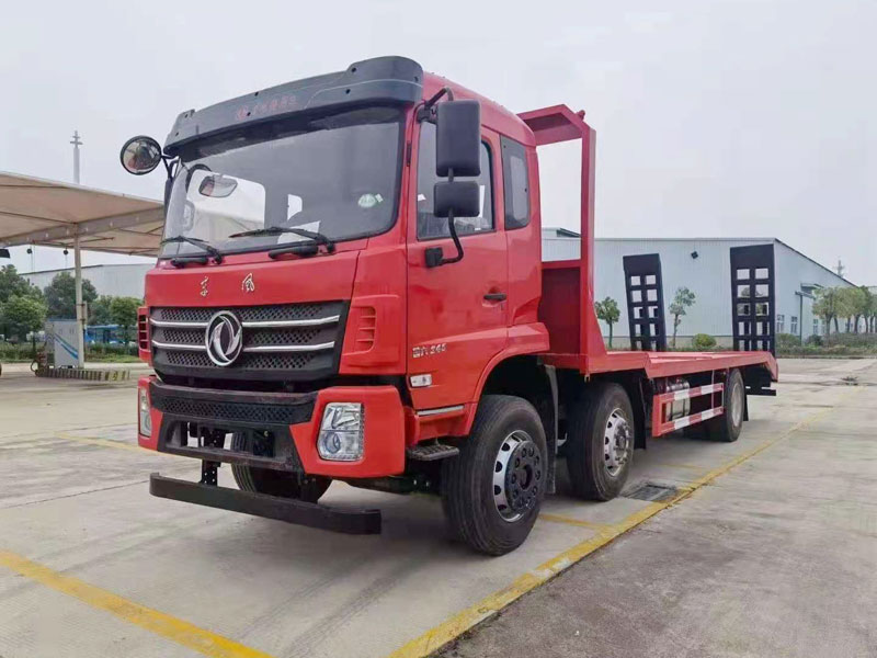 國六東風D17-Z小三軸平板運輸車