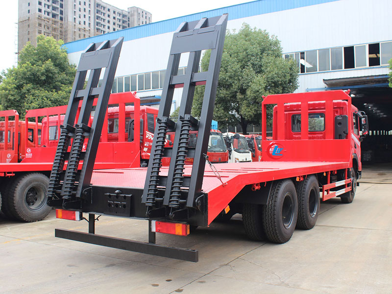 國六東風華神DV5后八輪平板運輸車