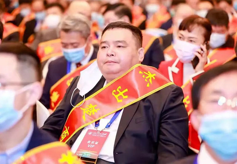 程阿羅再次獲得“杰出楚商”榮譽稱號