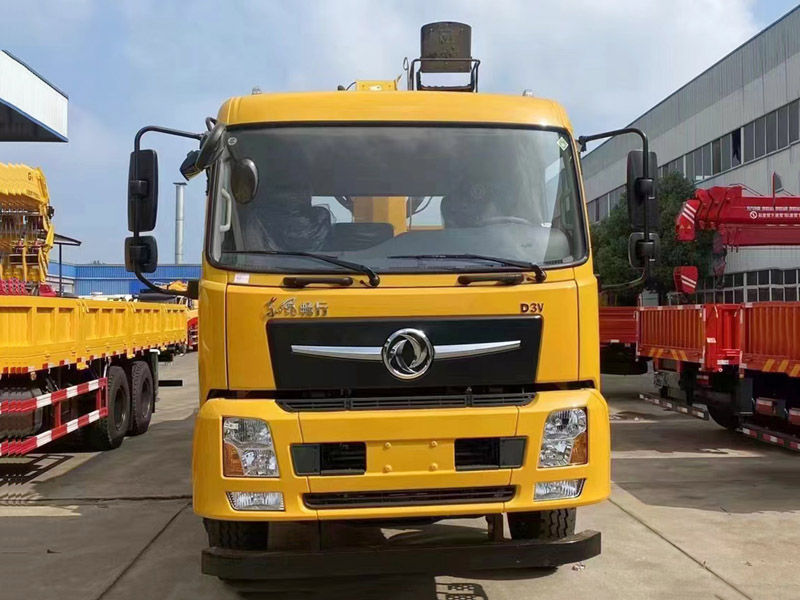 國六東風暢行D3V后雙橋隨車吊