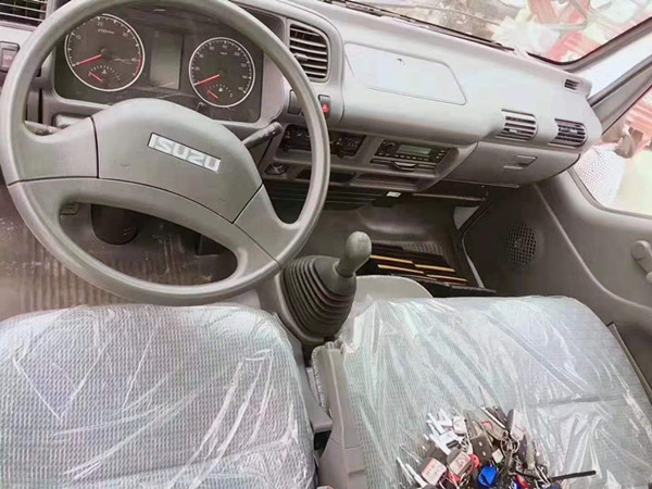 慶鈴五十鈴100P雙排座冷藏車