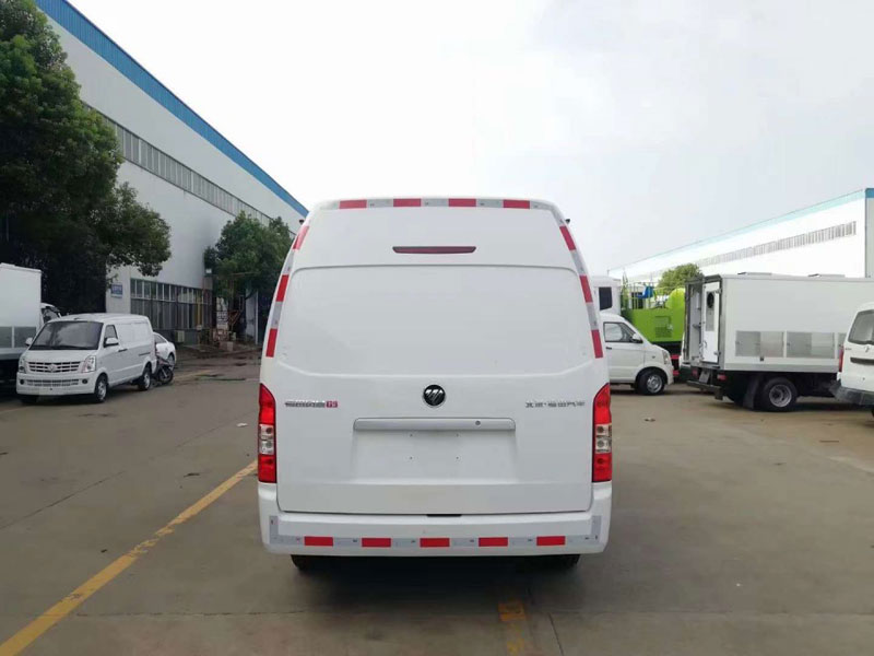 福田G9小型面包冷藏車