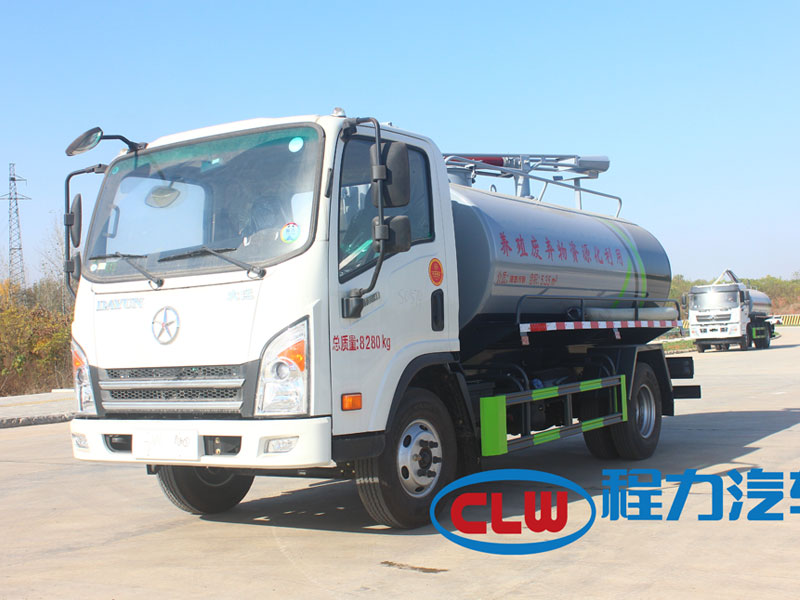 國六大運(yùn)6方吸糞車