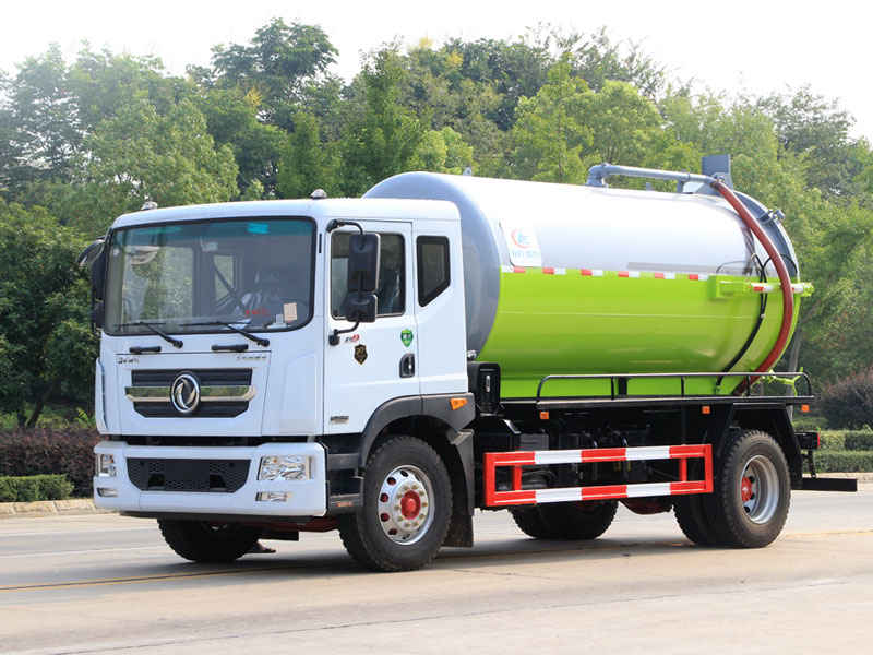 東風國六12方吸污車