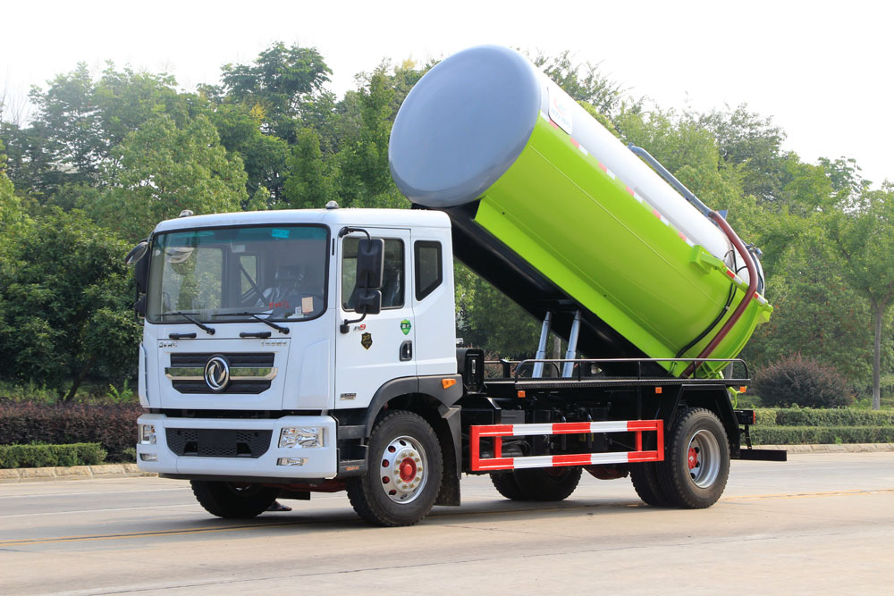 東風國六12方吸污車