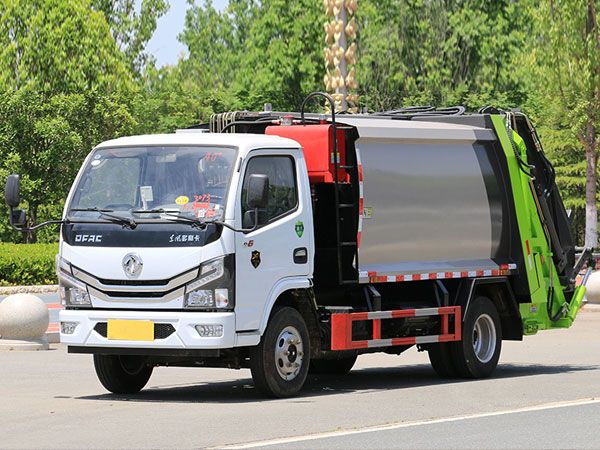 國六小多利卡6方壓縮垃圾車