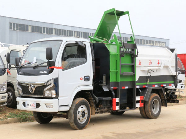 國六東風小多利卡5方掛桶垃圾車