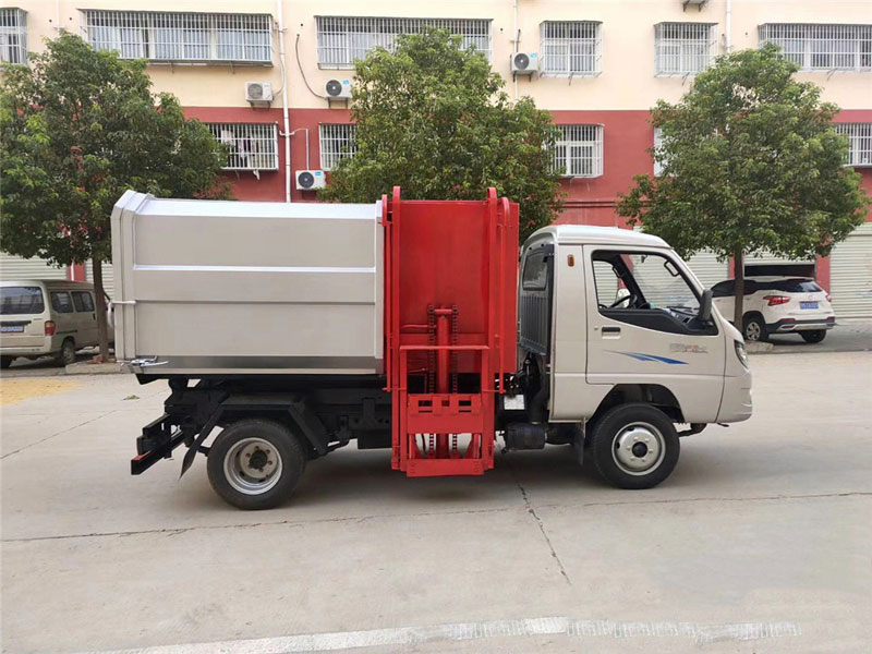 國(guó)六3方藍(lán)牌唐駿歐鈴掛桶垃圾車(chē)