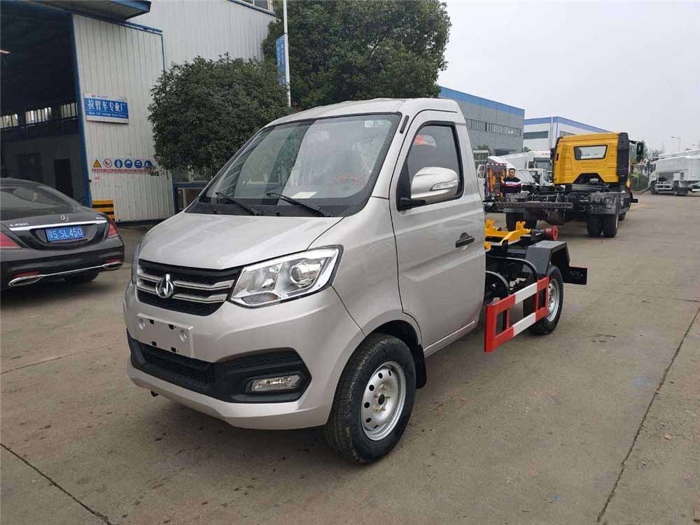 國六3-4方藍牌長安勾臂垃圾車