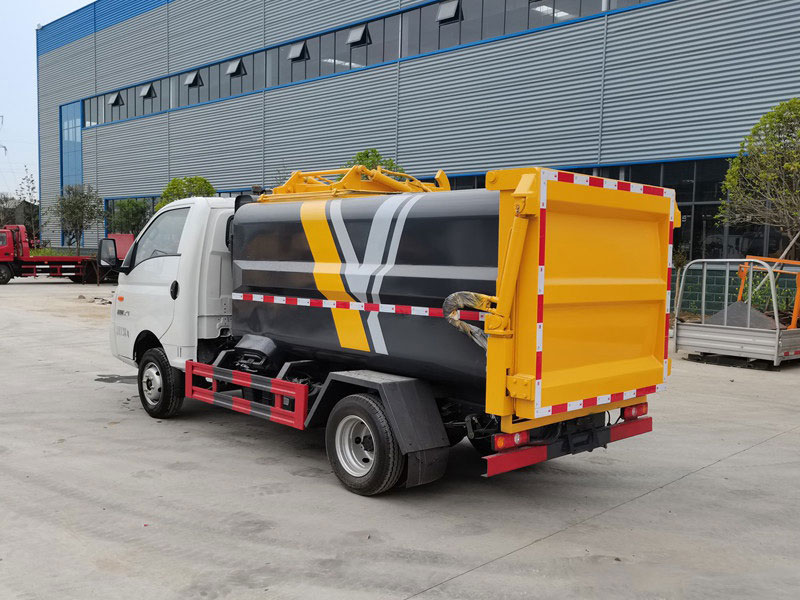 國六4.5方藍牌凱馬瑞航側裝壓縮垃圾車