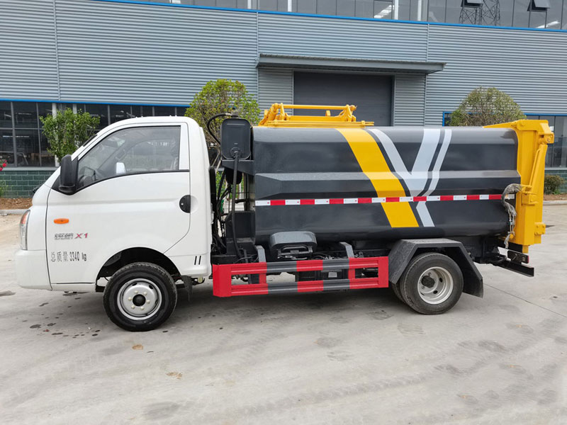 國六4.5方藍牌凱馬瑞航側裝壓縮垃圾車