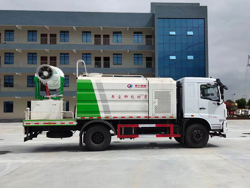 國六東風華神F5多功能抑塵