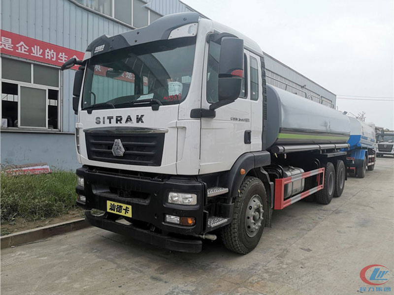 程力威牌國六重汽汕德卡后雙橋20方灑水車