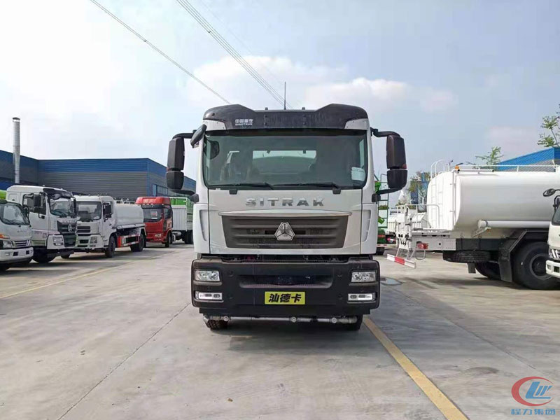 程力牌國六重汽汕德卡15方單橋灑水車