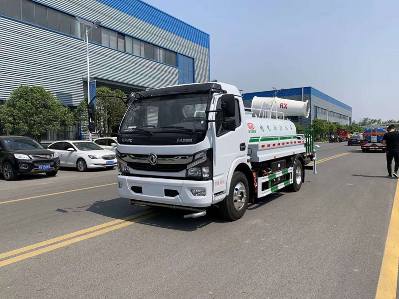 國六東風凱普特新能源純電動5方灑水車